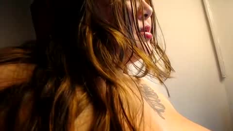 Penelope online show from August 7, 12:38 pm