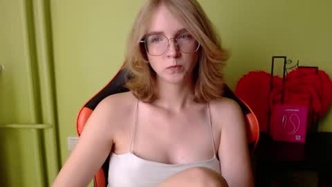 Penny online show from August 12, 9:22 am
