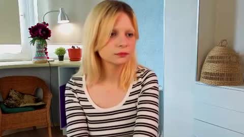 Melissa online show from August 13, 8:17 am