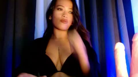 Pepper Stripper online show from August 8, 5:02 pm