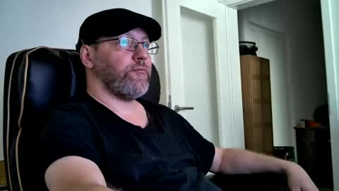 pepperonass online show from September 6, 8:31 am