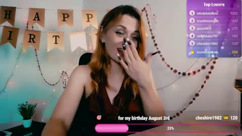 Mia online show from August 3, 9:55 pm