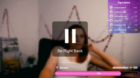 Mia online show from August 12, 11:45 am