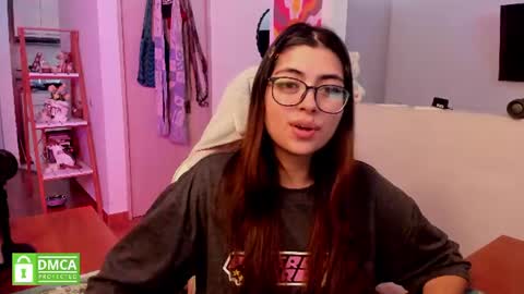 Sarah Ana Banana online show from July 21, 6:43 pm