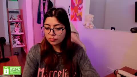Sarah Ana Banana online show from July 23, 5:59 pm