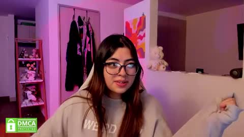 Sarah Ana Banana online show from July 28, 5:13 am