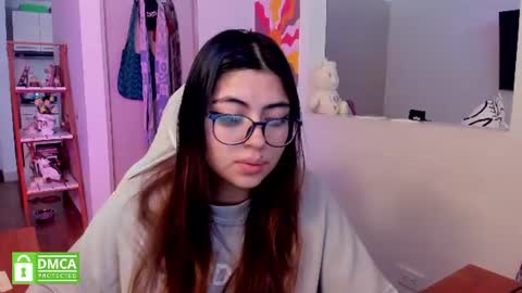 Sarah Ana Banana online show from August 1, 2:01 pm
