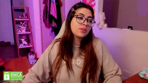 Sarah Ana Banana online show from August 4, 10:56 am