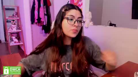Sarah Ana Banana online show from August 6, 2:27 pm