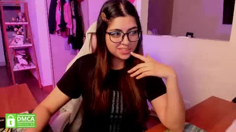 Sarah Ana Banana online show from August 7, 10:15 am