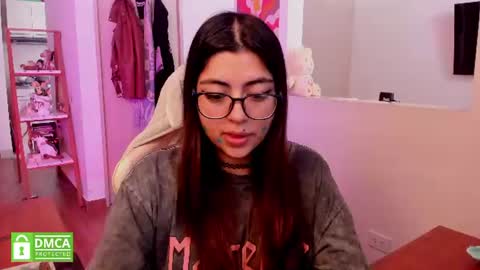 Sarah Ana Banana online show from August 13, 2:09 pm