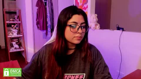 Sarah Ana Banana online show from August 17, 4:50 am