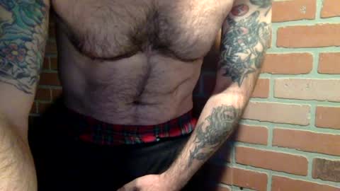 perfectfit1990 online show from July 2, 5:25 pm