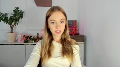 Cindy online show from July 29, 10:22 am