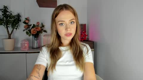 Cindy online show from August 10, 6:26 am