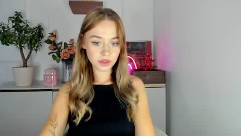Cindy online show from August 17, 7:13 am
