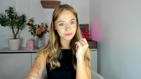 Cindy online show from August 17, 9:14 am