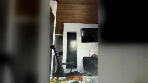 Perla  online show from August 28, 10:41 pm