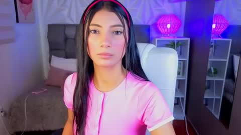  PERLA online show from July 29, 9:33 pm