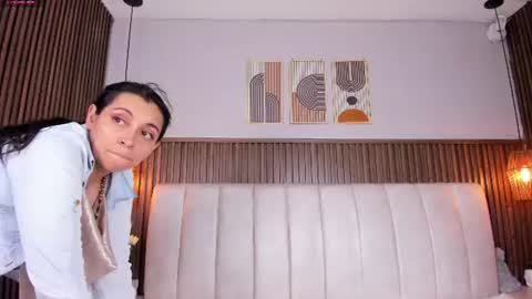 PerlaPreciosa online show from August 13, 10:51 am