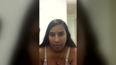 perlas208531 online show from July 26, 2:38 am