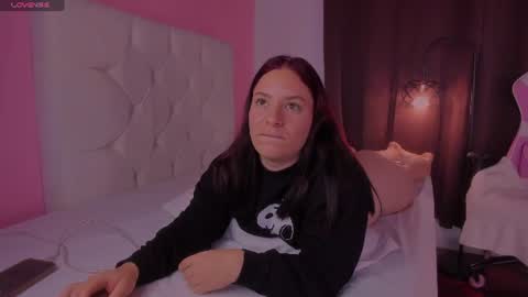 persefone_saira online show from July 10, 2:23 pm