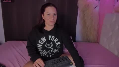 persefone_saira online show from July 31, 1:39 pm