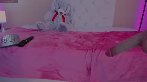 persefone_saira online show from August 13, 12:52 pm