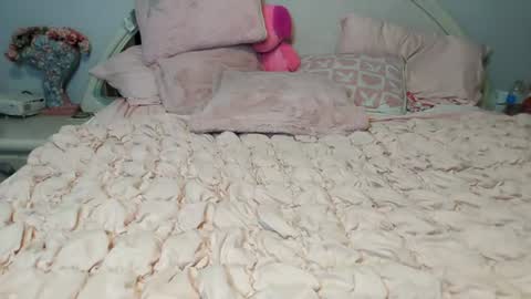 persianbabe1990 online show from August 17, 3:22 am