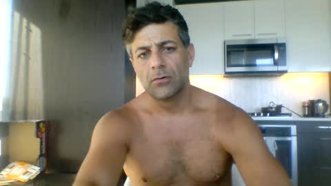 persianprince546 online show from June 14, 3:42 pm