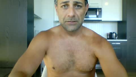 persianprince546 online show from June 14, 4:48 pm
