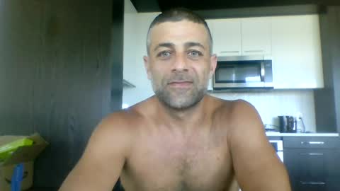 persianprince546 online show from June 22, 12:11 am