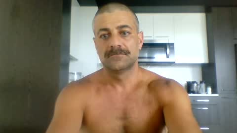 persianprince546 online show from July 12, 11:22 pm