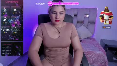 Isabella   online show from August 9, 11:39 pm