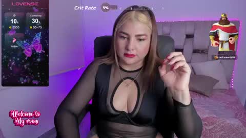 Isabella   online show from August 16, 6:56 pm