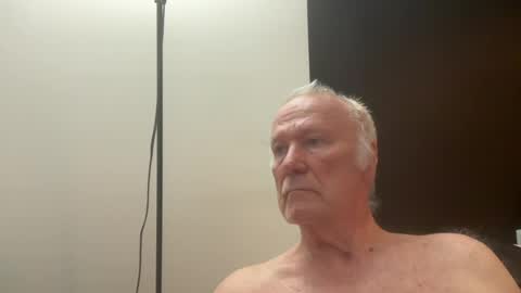 peter4443 online show from August 4, 2:30 am