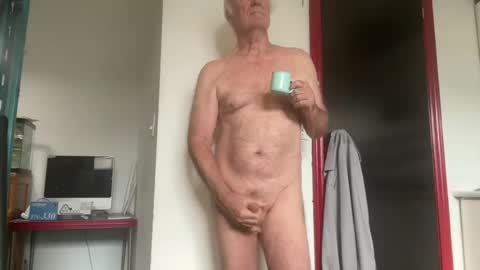 peter4443 online show from August 15, 1:26 pm