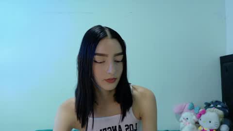 Alice   online show from August 17, 9:42 pm