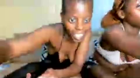 petite_biih online show from August 14, 4:05 am