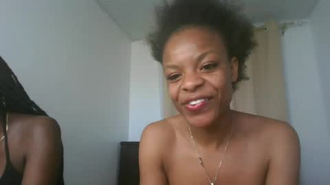 Luxe online show from August 5, 5:05 am
