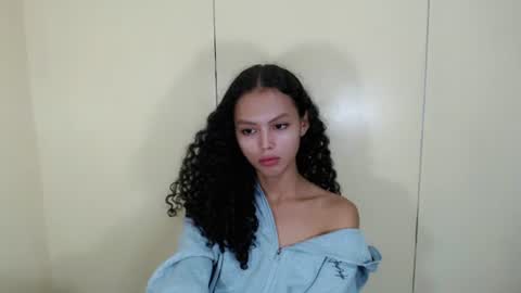 petite_patricia online show from August 10, 9:55 am