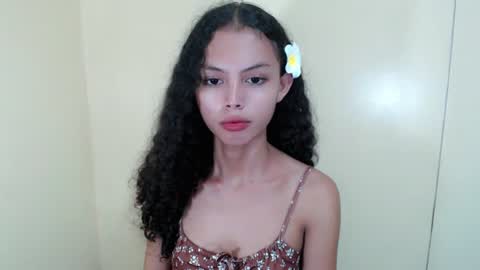 petite_patricia online show from August 11, 10:06 am
