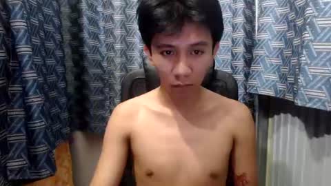 cute vir online show from August 5, 3:04 am