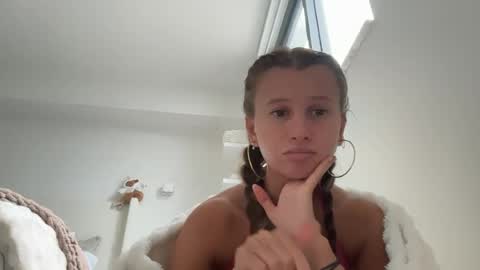 petitebaddie349 online show from July 26, 9:53 pm
