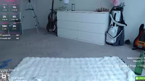 PiperAvery online show from August 10, 3:13 pm