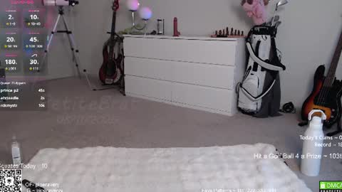 PiperAvery online show from August 12, 12:24 am