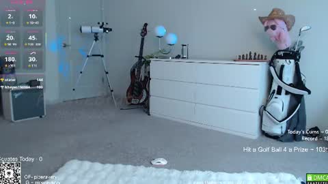 PiperAvery online show from August 13, 2:53 pm