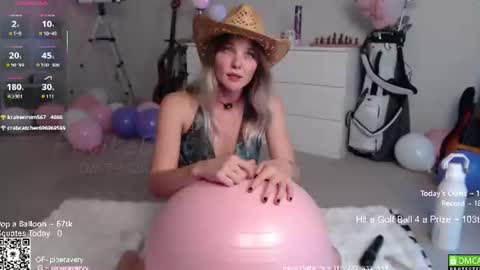 PiperAvery online show from August 14, 10:24 pm