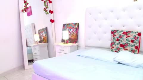 petitecherry_ online show from July 7, 12:03 am