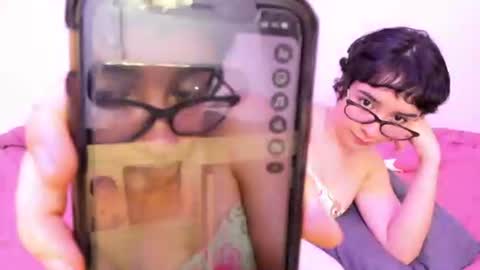 Lunna online show from July 26, 3:22 am